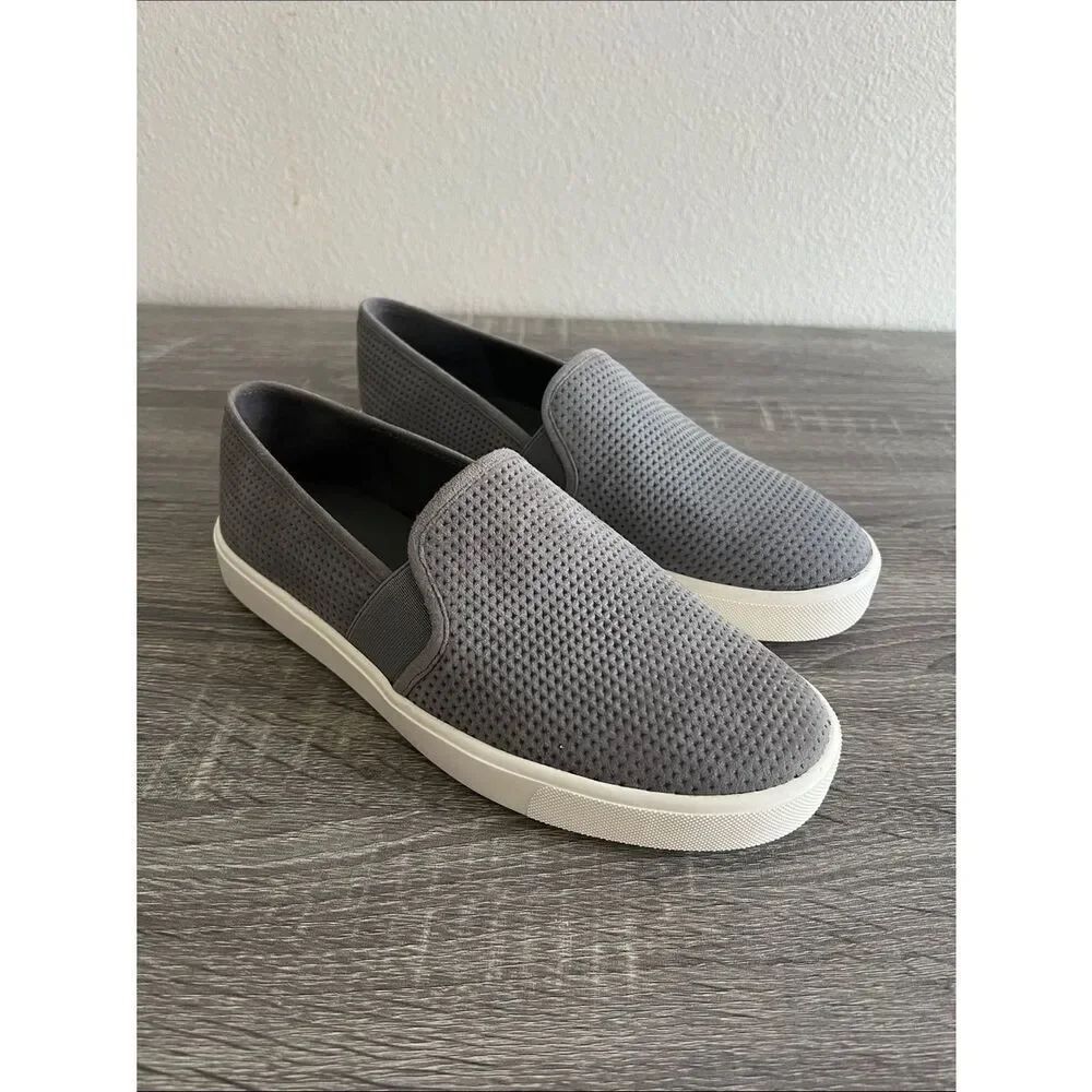 New Women’s Vince Blair Perforated Leather Slip-On Sneakers 7M